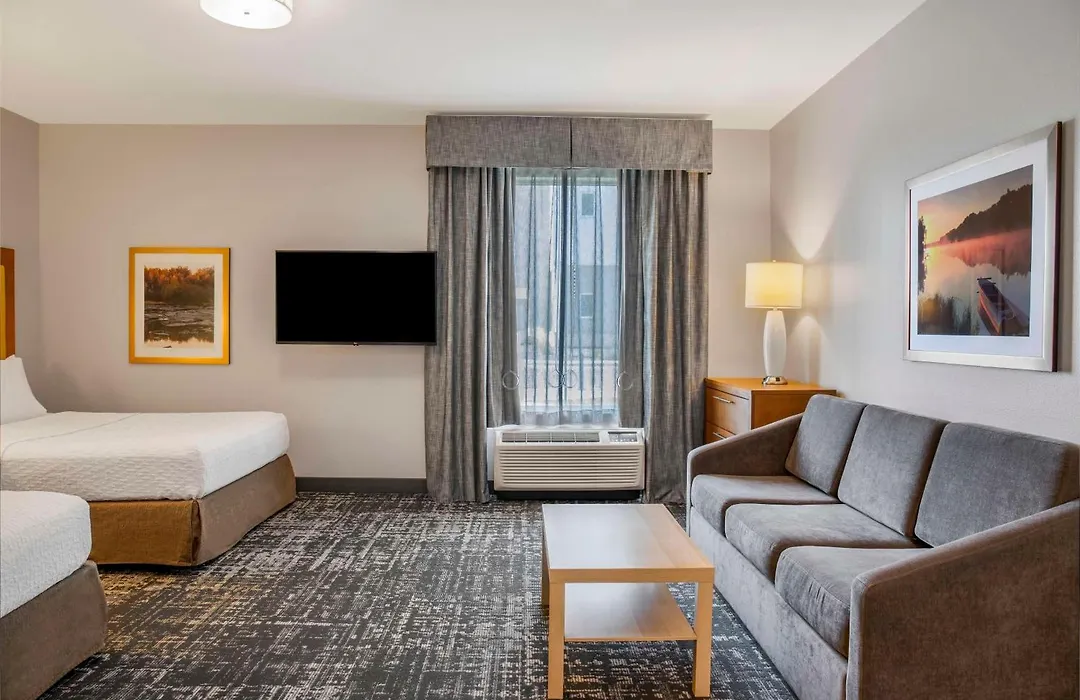 Homewood Suites By Hilton Winnipeg Airport - Polo Park-1