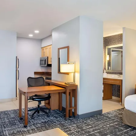 Homewood Suites By Hilton Winnipeg Airport - Polo Park-2